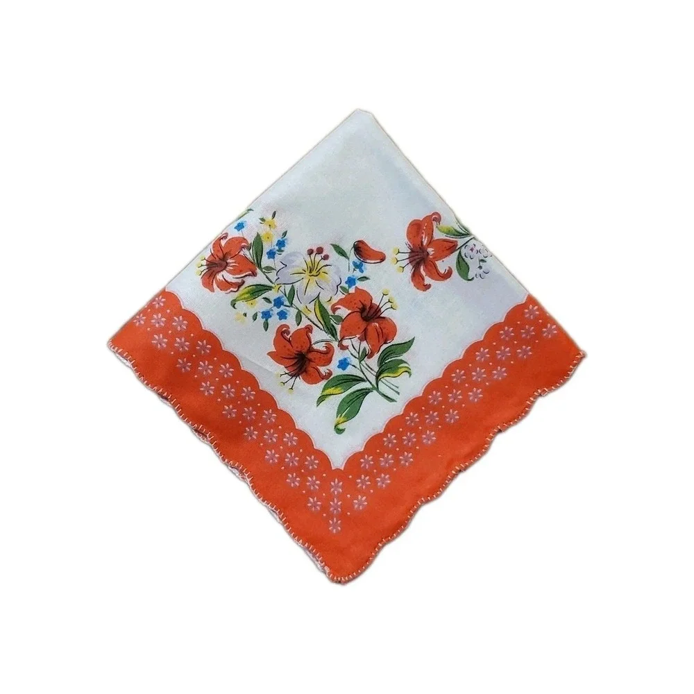 Linen‎ Red Lily Floral Handkerchief Scalloped Cottage Core Bridesmaid Granny